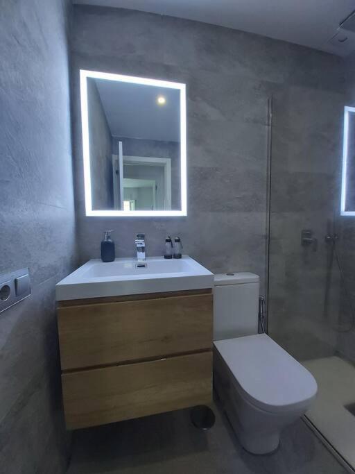 Luminoso Apartamento En El Centro, Con Mucho Arte Sevilla Kültér fotó